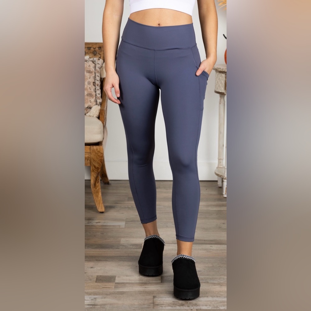 FIT USA Wide Waistband Leggings With Pockets